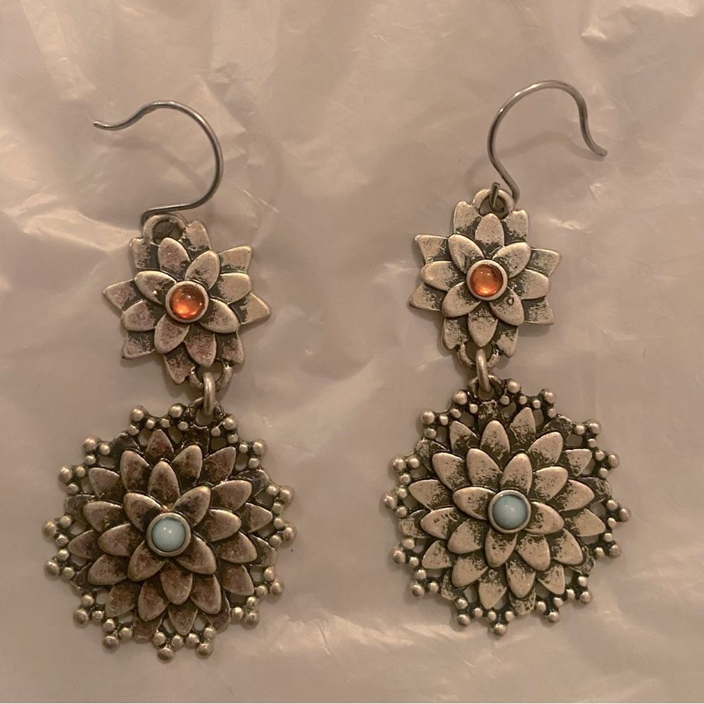 Flower Drop Silver-tone earrings with Red and Blue Rhinestones